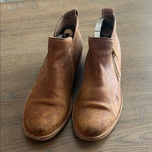 UGG Women's Brown Ankle Booties